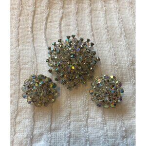 Vtg MCM Sparkling Cluster Brooch Clip-On Earrings Aurora Borealis Faceted Beaded